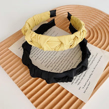 Load image into Gallery viewer, Women Hair Accessories Wide Side Flower Hairband Casual Soft Hair Hoop Quality Headband Gorgeous Hair Accessories For Women