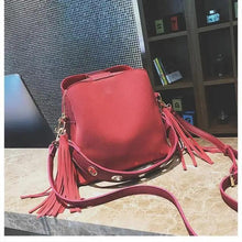 Load image into Gallery viewer, New Fashionable Scrub Women Bucket Bag Vintage Tassel Messenger Bag High Quality Shoulder Bag Simple Crossbody Bag For Females