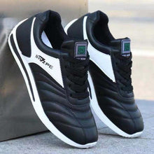 Load image into Gallery viewer, New Men's Fashion Leather Non-Slip White Casual Sports Round Toe Low-Top Comfortable Running High Quality Mens Casual Flat Footwear Classic White Mens Fashion Walking Sneakers