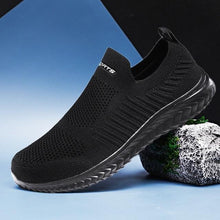 Load image into Gallery viewer, New Men Sneakers Light Fashion Casual Shoes Slip-On Comfortable Women Pink Couple Shoes Outdoor Walking Footwear Non-Slip Running Climbing Shoes Sneakers