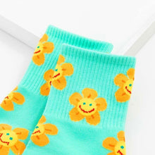 Load image into Gallery viewer, New Style Cartoon Flower Women Socks Kawaii Socks Breathable Spring Autumn Casual Socks Beautiful Girls Socks For Women