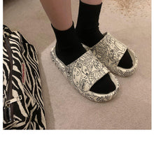 Load image into Gallery viewer, New Stylish Sandals Slip-Proof Thick-Soled Indoor Outdoor Slippers Men Flip Flops House Sleepers House Shoes Non-Slip Bath Shower Shoes Platform Slides Quick Dry Slippers
