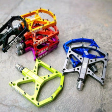 Load image into Gallery viewer, New Ultralight Bicycle Pedals Part Anti-Slip Aluminum Body Road Flat Foot Cycling Sealed 3 Bearing Mountain Bike Pedal Mountain Bike Pedals, Ultra Strong Machined Bicycle Flat Alloy Pedals Non-Slip