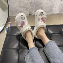 Load image into Gallery viewer, New Winter Crystal Shallow Home Cotton Shoes Flats Flip Flops Women Casual Warm Hollow Short Plush Slippers Unisex Garden Clogs Shoes Classic Lined Clog Warm And Fuzzy Slippers Indoor Soft Comfortable Clogs