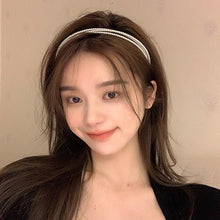 Load image into Gallery viewer, New Women Elegant Full Pearls Simple Hairbands Sweet Headband Hair Hoops Holder Ornament Head Band Lady Fashion Gorgeous Hair Accessories For Women