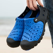 Load image into Gallery viewer, Outdoor Men Sandals Summer Hole Shoes Rubber Clogs Men Garden Shoes Black Beach Sandals Slippers Breathable Lightweight Sandals Unisex Beach Quick Drying Sandals Couple Outdoor Slippers