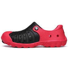 Load image into Gallery viewer, Outdoor Men Sandals Summer Hole Shoes Rubber Clogs Men Garden Shoes Black Beach Sandals Slippers Breathable Lightweight Sandals Unisex Beach Quick Drying Sandals Couple Outdoor Slippers