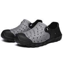 Load image into Gallery viewer, Outdoor Men Sandals Summer Hole Shoes Rubber Clogs Men Garden Shoes Black Beach Sandals Slippers Breathable Lightweight Sandals Unisex Beach Quick Drying Sandals Couple Outdoor Slippers