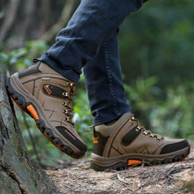 Load image into Gallery viewer, Outdoor Non-slip Snow Mens Boots Walking Climbing Hiking Shoes Mountain Sport Boots Hunting Men Winter Ankle Snow Hiking Boots Warm Water Resistant Non Slip Soft Shoes