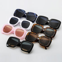 Load image into Gallery viewer, Oversized Leopard Unique & Attractive Designer Sunglasses For Women & Men Luxury Shades In Brown Square Size Sun Glasses Luxury Square Gradient Sun Glasses Shades