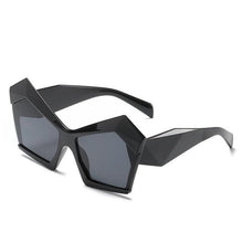 Load image into Gallery viewer, Oversized Square Cateye Polarized Sunglasses Big Trendy Style Fashionable Personality Big Frame Sunglasses New Fashionable & Popular Street Style Sunglasses For Women