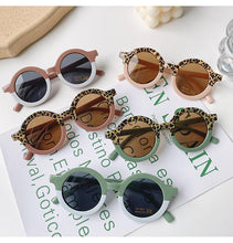 Load image into Gallery viewer, Popular Sunglasses For Children Boy/Girl New Elegant Leopard Double Color Cartoon Bear Shapes New Round Shape Sunglasses For Kids As Well As For Women And Men