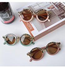 Load image into Gallery viewer, Popular Sunglasses For Children Boy/Girl New Elegant Leopard Double Color Cartoon Bear Shapes New Round Shape Sunglasses For Kids As Well As For Women And Men