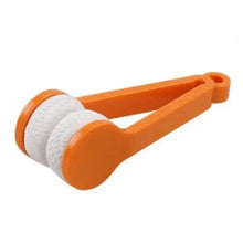 Load image into Gallery viewer, Portable Mini Soft Eye Glasses Lens Cleaning Colorful Brush Cleaner Wipe Microfiber Spectacles Eyeglass Eyewear Cleaner