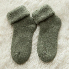 Load image into Gallery viewer, Kawaii Cute Socks Thicker Solid Socks Merino Wool Rabbit Socks Against Cold Snow Winter Warm Funny Happy Unisex Thick Warm Socks For Men And Women