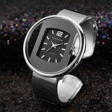 Load image into Gallery viewer, Fashion Gold Classic Women's Watches Luxury Stainless Steel Design Wrist Watch For Women