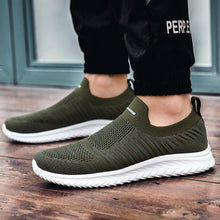 Load image into Gallery viewer, New Men Sneakers Light Fashion Casual Shoes Slip-On Comfortable Women Pink Couple Shoes Outdoor Walking Footwear Non-Slip Running Climbing Shoes Sneakers