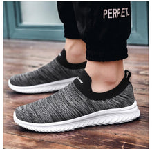 Load image into Gallery viewer, New Men Sneakers Light Fashion Casual Shoes Slip-On Comfortable Women Pink Couple Shoes Outdoor Walking Footwear Non-Slip Running Climbing Shoes Sneakers