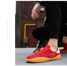 Load image into Gallery viewer, Men's Black Sneakers Mesh Breathable Shoes Male Fashion Black Athletic Footwear Flat Casual Walking Shoes Breathable Casual Shoes Couple Fashion Lace Up Mens Sneakers