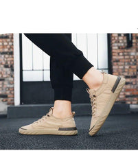 Load image into Gallery viewer, Canvas Men's Comfortable All-match Sneakers Breathable Cloth Casual Sports Flats Men Lightweight Outdoor Walking Sneakers Modern Design