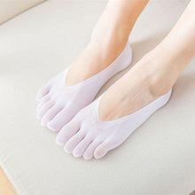 Load image into Gallery viewer, Women Summer Five-Finger Socks Ultrathin Funny Toe Invisible Sock With Silicone Anti-Skid Breathable Anti-Friction For Women