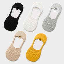 Load image into Gallery viewer, 5 Pairs Women Cotton Low Cut Socks Solid Snowflake Soft Summer Silicone Non-slip Deep Mouth Prevent Heel Loss Slipper Socks For Women
