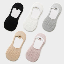 Load image into Gallery viewer, 5 Pairs Women Cotton Low Cut Socks Solid Snowflake Soft Summer Silicone Non-slip Deep Mouth Prevent Heel Loss Slipper Socks For Women