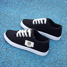 Load image into Gallery viewer, Women Casual New Spring Sneakers Fashion Embroidered White Sneakers Breathable Flower Lace-Up Leather Casual Sports Flat Low Top Sneaker