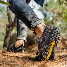 Load image into Gallery viewer, Quick Dry Men Sneakers Slip On Upstream Shoes Water Hiking Beach Surfing Shoes Sandals Barefoot Beach Sneakers Swim Boating Fishing Yoga Gym