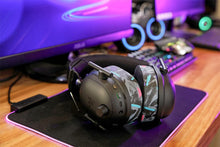 Load image into Gallery viewer, Razer Blackshark V2 Pro Earpads - WC FreeZe Cooling Gel (PRE 2023 model)