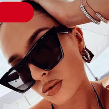 Load image into Gallery viewer, Retro Aviator Oversized Square Classic Alloy Frame glasses Sunglasses For Women/Men Luxury Glasses For Women Eyewear Women