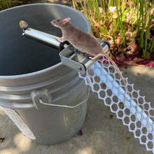 Load image into Gallery viewer, Roll Trap Log Rolling Mouse Catcher with 19.69" Mesh Ramp