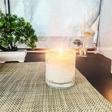 Load image into Gallery viewer, Round Scented Candle Aromatherapy Candle With Essential Oil For Stress Relief Smoke-Free Strong Fragrance Long Lasting Candles For Bath Home Women Creative Holiday Gift Box Set Soy Wax Household Scented Candle