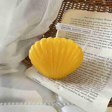 Load image into Gallery viewer, Shell candle Soy Wax Scented Candle Seashell Scented Candles Aesthetic Trendy Candles Hand Poured Soy Wax Candle Handmade Shell Shape Candle Seashell Candle For Room Decor