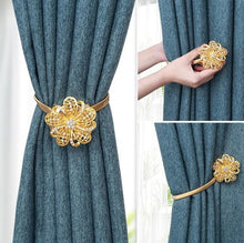 Load image into Gallery viewer, Shiny Flowers Magnetic Curtain Clip Tieback European Style Curtain Clasp Hanging Ball Rope Straps Home Decoration Accessories Crystal Curtain Magnetic Tieback Flower Curtain Clips Buckle with Stretchy Wire Rope For Home Office Decoration