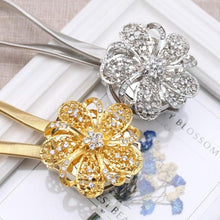 Load image into Gallery viewer, Shiny Flowers Magnetic Curtain Clip Tieback European Style Curtain Clasp Hanging Ball Rope Straps Home Decoration Accessories Crystal Curtain Magnetic Tieback Flower Curtain Clips Buckle with Stretchy Wire Rope For Home Office Decoration