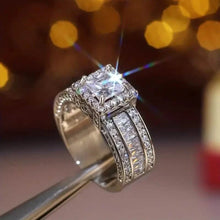 Load image into Gallery viewer, Shiny Halo Ring Inlaid Square Cut Shiny Zirconia Ring