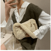 Load image into Gallery viewer, Simple And Stylish Women Soft Plush Winter Furry Shoulder Bags For Ladies And Girls Designer Clutch Handbag For Female