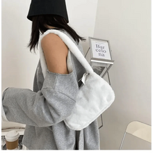 Load image into Gallery viewer, Simple And Stylish Women Soft Plush Winter Furry Shoulder Bags For Ladies And Girls Designer Clutch Handbag For Female