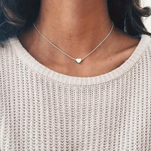Load image into Gallery viewer, Simple Exquisite Heart-Shaped Pendant Alloy Necklace