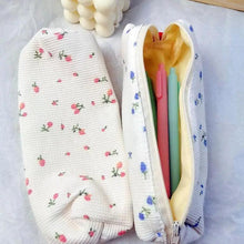 Load image into Gallery viewer, Simple Small Flowers White Fresh Style Pencil Bag Students Pencil Cases Unique Makeup Lightweight Cosmetic Bag Pouch