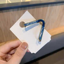 Load image into Gallery viewer, Simplicity Claw Clip Women Hair Clip Elegant Geometric Shape Hair Clips Girls Hair Claw Hair Barrettes Gorgeous Hair Accessories For Women