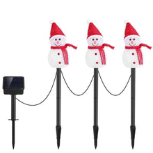 Load image into Gallery viewer, Solar Powered Lamp 3 Snowmen Garden Stake Light
