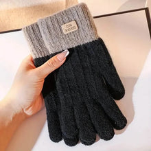 Load image into Gallery viewer, Stretch Knit Wool Full Finger Mittens
