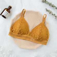 Load image into Gallery viewer, Stunning Hot Look Women's Lace Bra No Steel Ring Beauty Back comfor Wrapped Chest Comfortable Daisy Brassiere Stretch Triangle Cup Padded Underwear 1/2Pcs