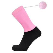 Load image into Gallery viewer, Stylish Summer Breathable Cycling Socks For Men Anti Slip Seamless Sports Cycling Socks For Men Modern Design Running Sports Socks