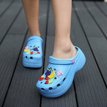Load image into Gallery viewer, Summer Women Clogs Platform Garden Sandals Fruit Slippers Slip On Beach Shoes Fashion Slides Platform Clogs Beach Sandals Slippers For Women