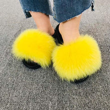 Load image into Gallery viewer, Summer Women Fox Fur Slippers Indoor Slides Fashion Flip Flops Casual Sandals Furry Fluffy Plush Slides Lightweight House Slippers Fluffy Sandals Outdoor Indoor Women Shoes