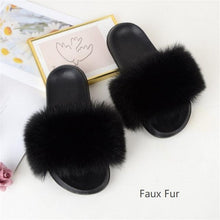 Load image into Gallery viewer, Summer Women Raccoon Fur Slippers Plush Slides Furry Sandals Fluffy House Shoes Girl's Cute Flip Flops Sandal With Soft Furry Faux Fox Fur House Outdoor Multicolor Slippers