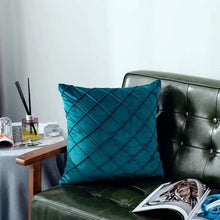 Load image into Gallery viewer, Super Soft Velvet Square Decorative Pillowcase